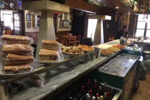 Cervecer&iacute;a El Front&oacute;n