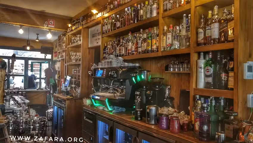 Cervecer&iacute;a El gato verde
