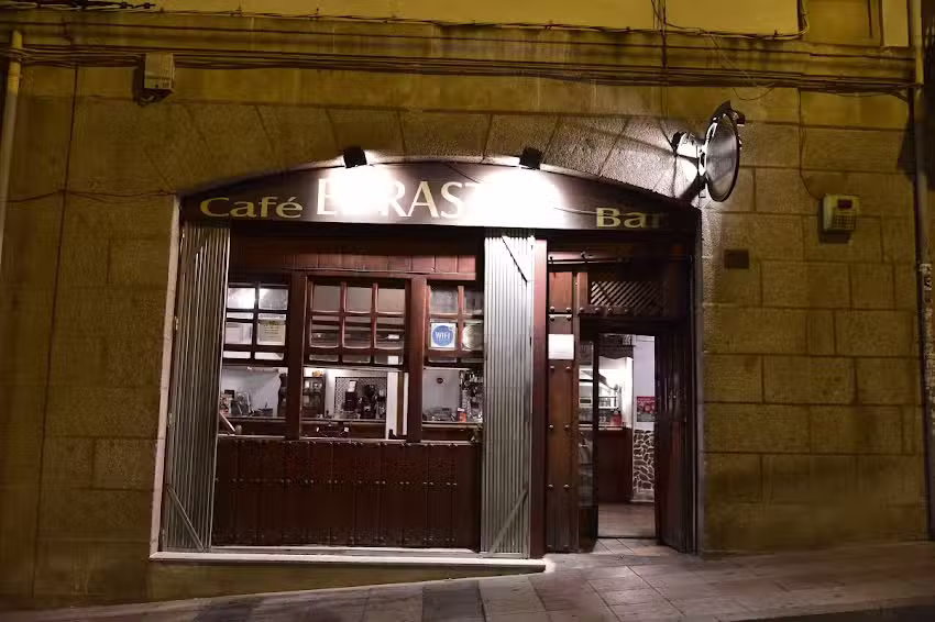 Cervecer&iacute;a El Rastrel