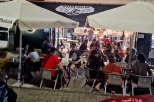 Cervecer&iacute;a Hamburgueser&iacute;a RUM RUM