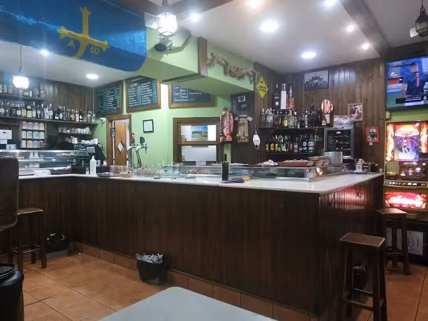 Cervecer&iacute;a Hevia