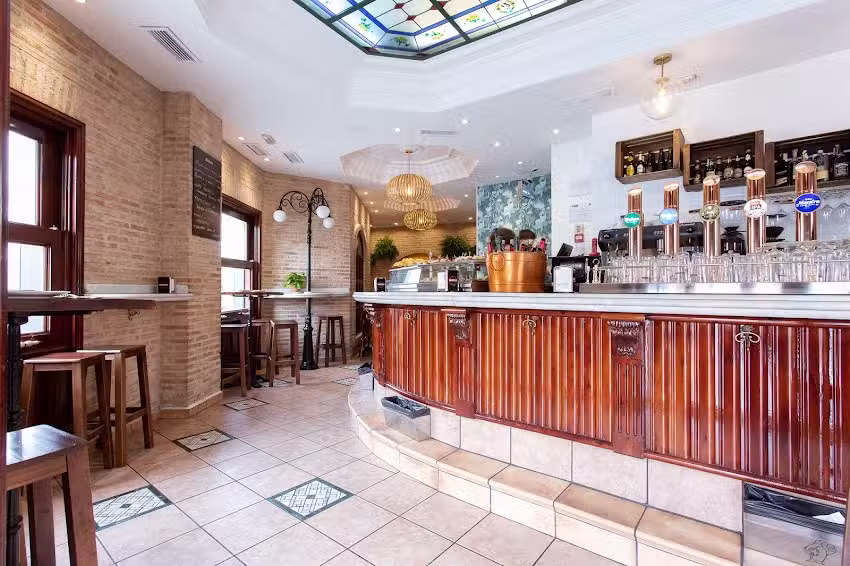 Cervecer&iacute;a La Curiosa