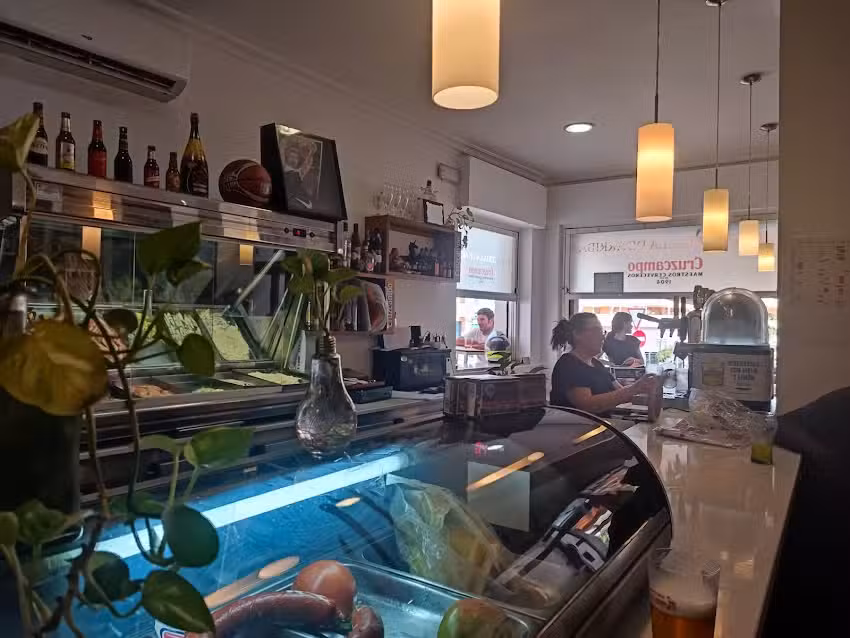 Cervecer&iacute;a La De Arriba