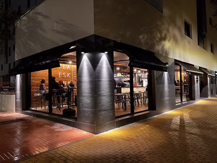 Cervecer&iacute;a La Eskina