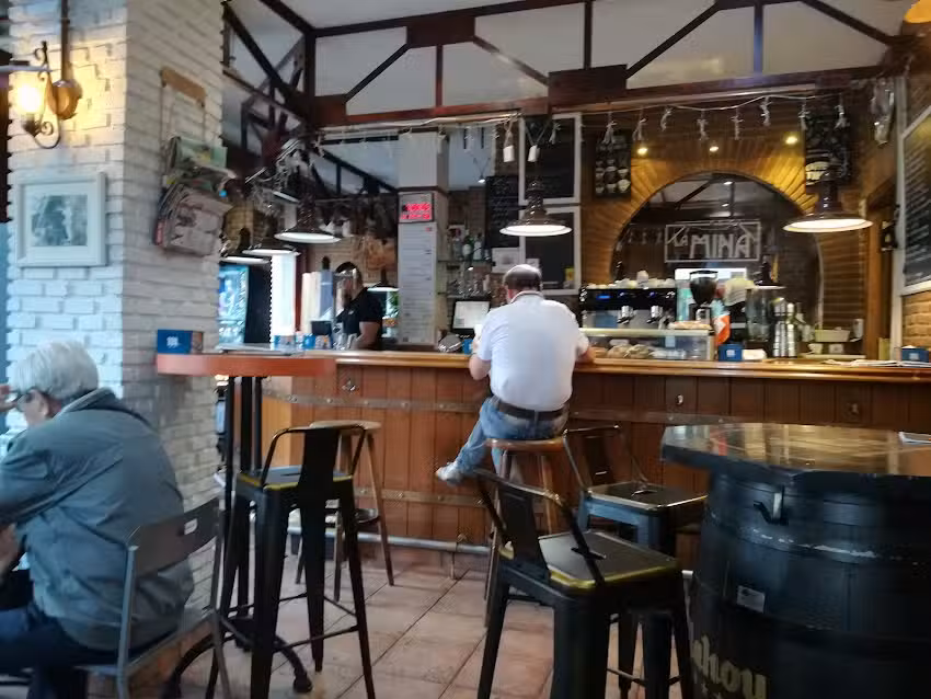 Cervecer&iacute;a La Mina