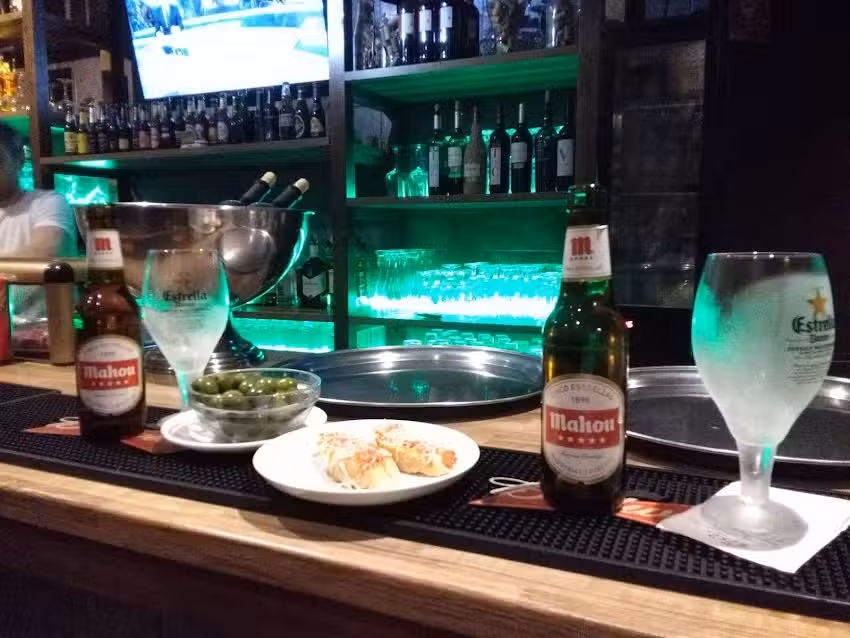 Cervecer&iacute;a La Oficina
