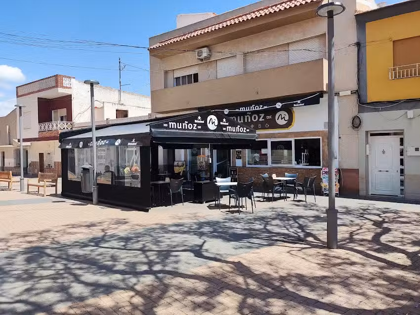 Cervecer&iacute;a La Plaza