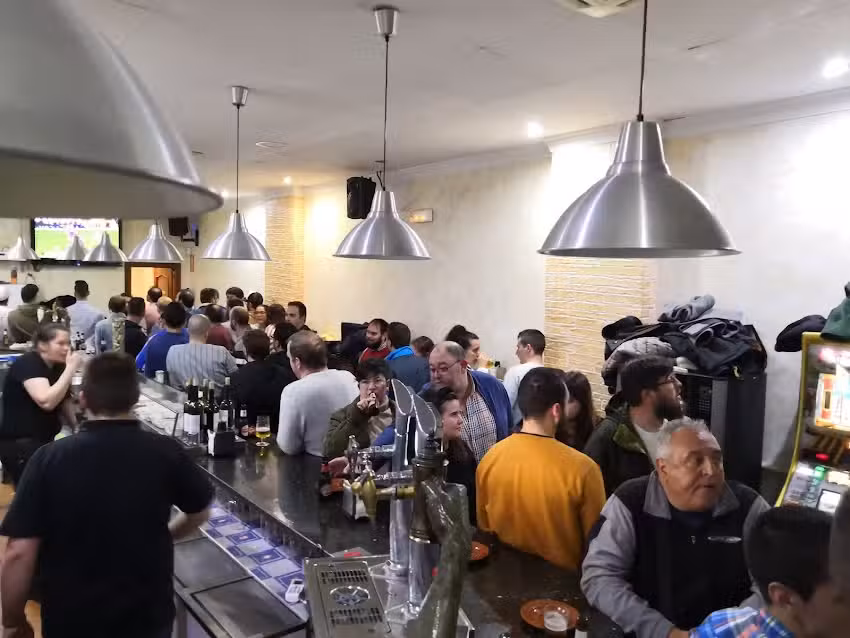 Cervecer&iacute;a Los Almendros