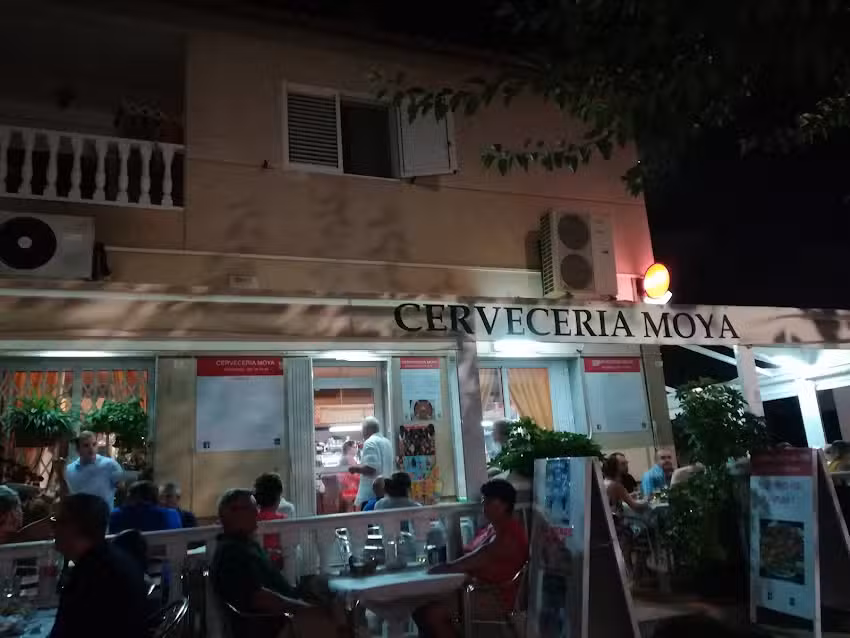 Cervecer&iacute;a Moya