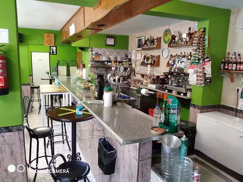 Cervecer&iacute;a Rafael (El verde)