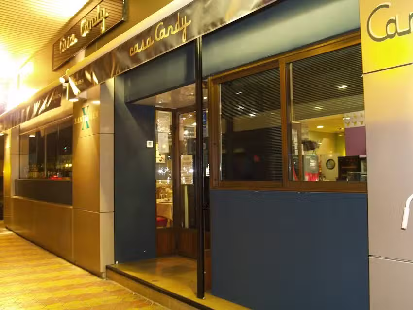 Cervecer&iacute;a Restaurante Casa Candy