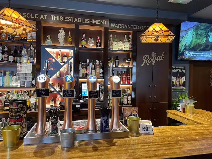 Cervecer&iacute;a ROYAL