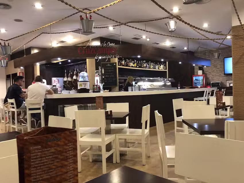 Cervecer&iacute;a Taper&iacute;a 4 bellotas