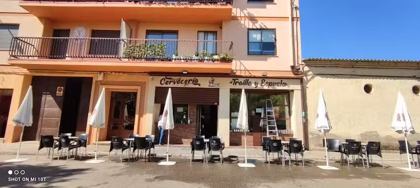 Cervecer&iacute;a Trailla y Espuela