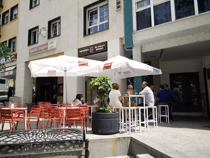 Cervecer&iacute;as El Gallo Negro La Palmera