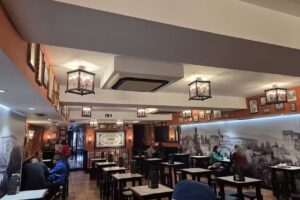 Cervecerías La Sureña y 100 Montaditos