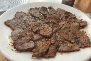 Chapas Y Copas Bar & Pub