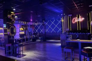 CHESTER COCKTAIL & LOUNGE