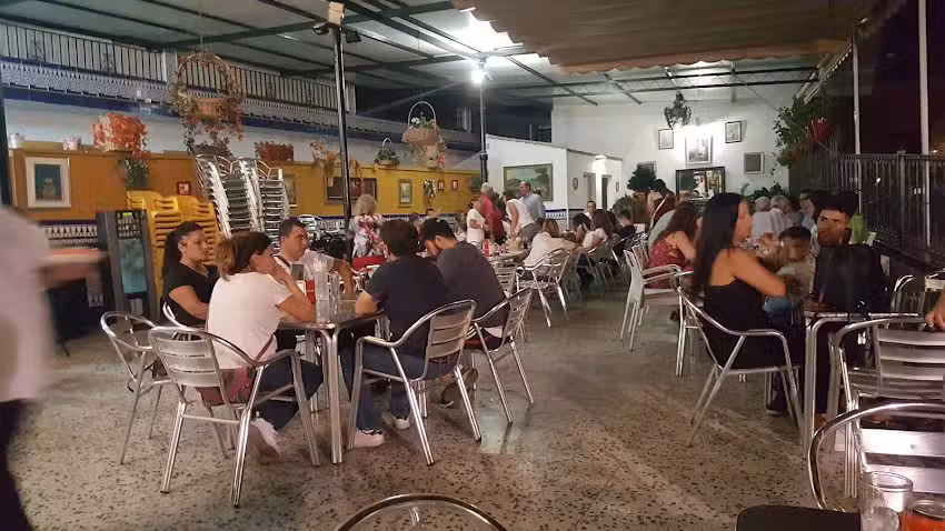 Chiringuito El Ca&ntilde;al (Bar Quino)