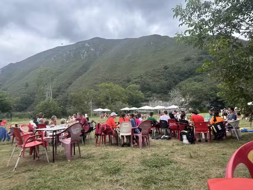 Chiringuito el prau del r&iacute;o Sella