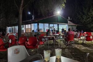 Chiringuito Las Eras De Rabano Valladolid