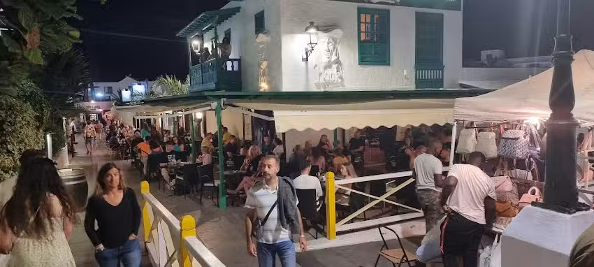 Chispas Bar Costa Teguise