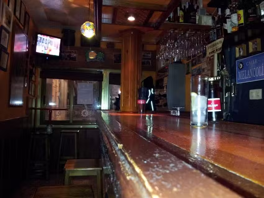 CHORI PUB BAR DE COPAS BENALUP