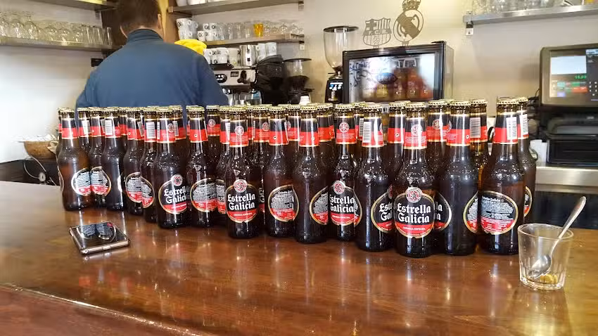 Cid&rsquo;s Caf&egrave;