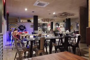 CLANDESTINE URBAN BAR