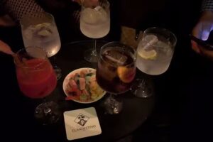 Clandestino 1920 Bar
