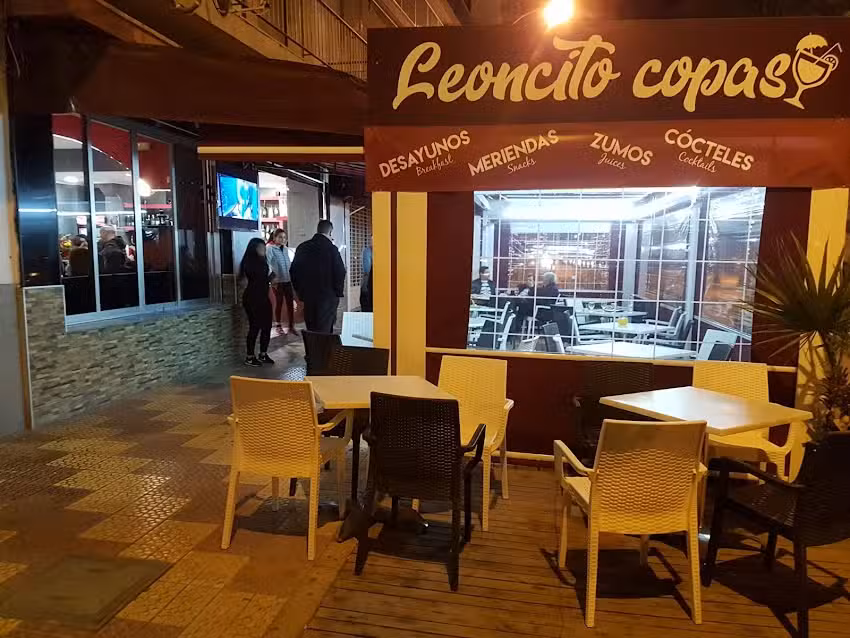 Cocteler&iacute;a Leoncito copas