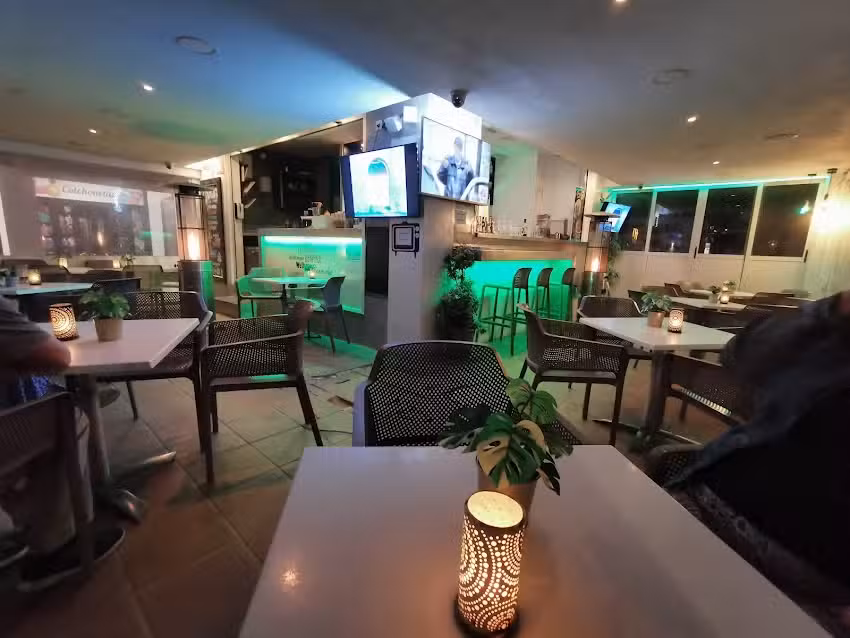 Cocteler&iacute;a Vali