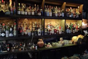 Collage Cocktail Bar