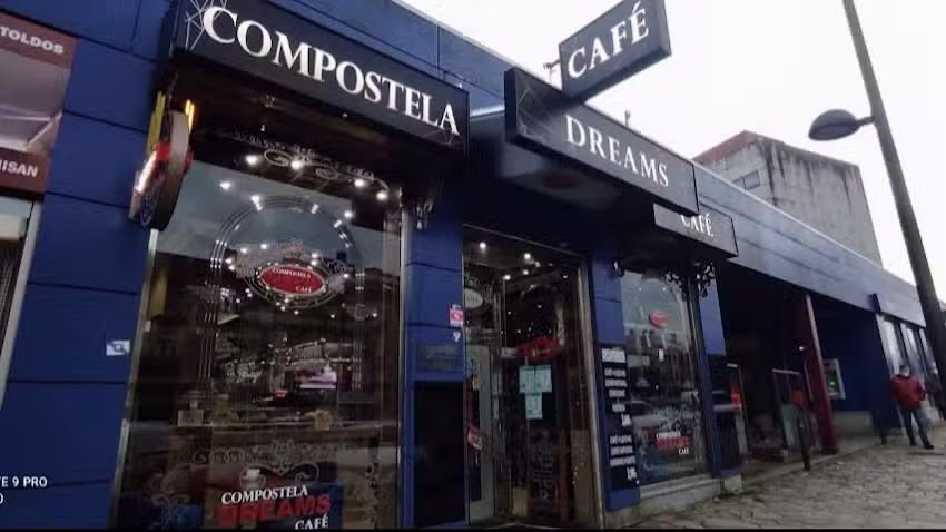 Compostela Dreams CAFE &ndash; Bar en San L&aacute;zaro