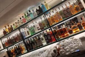 CONCRETO GASTRO & COCKTAIL BAR