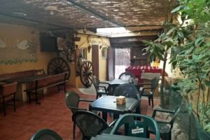 Cowboy Bar Camino de Santiago El Ganso