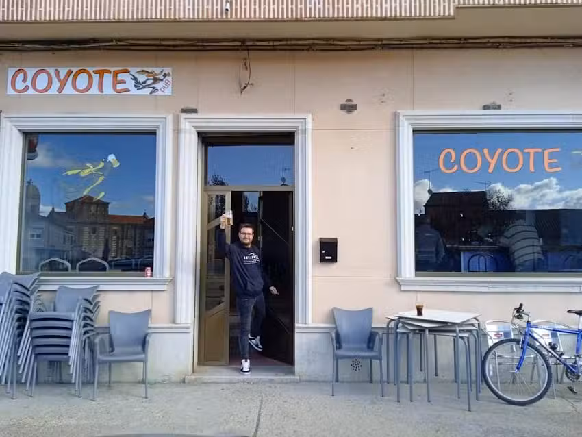 Coyote Pub