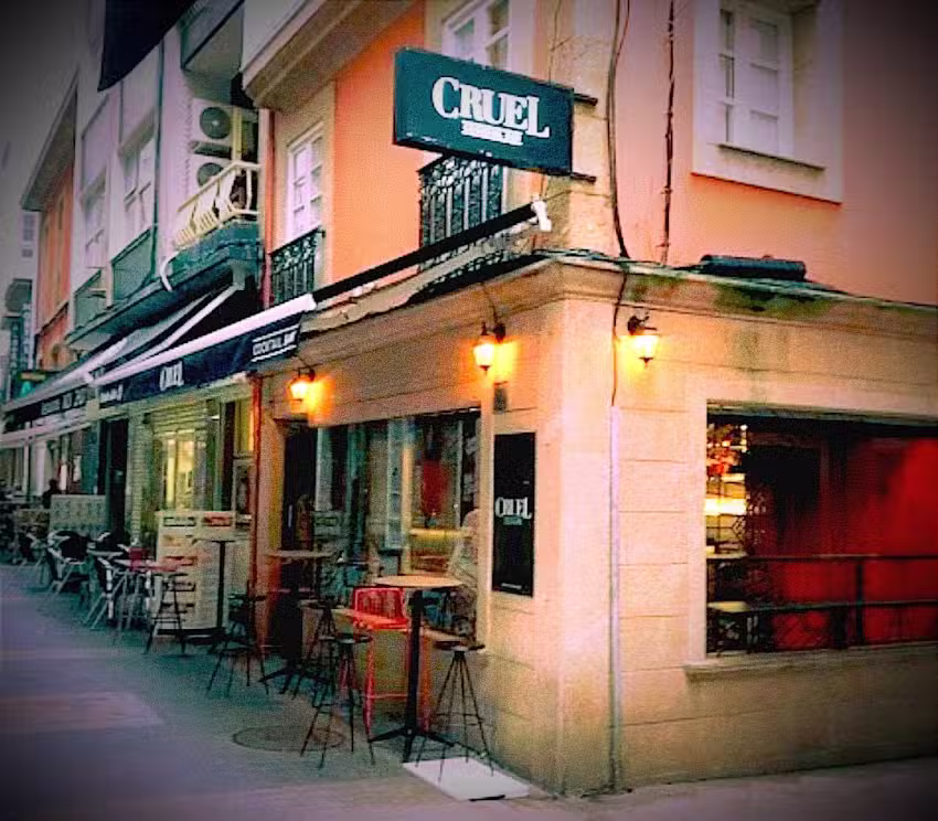 Cruel Cocktail Bar