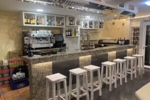 D’ Chanel bar de copas y tapas