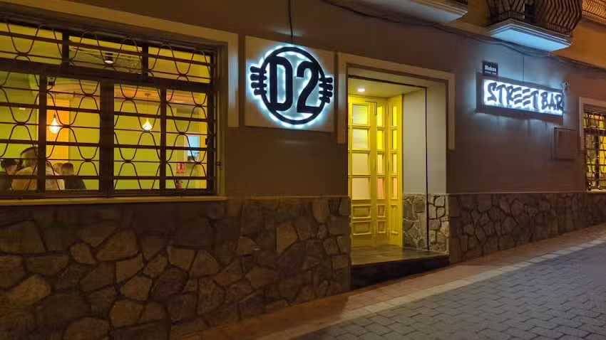 D2 Street Bar
