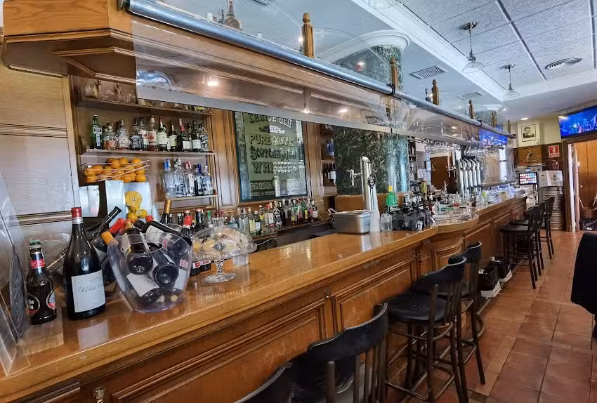Dala&rsquo;s Cervecer&iacute;a Bar