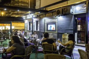 Daytona Country Bar. C.B.