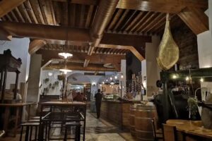 De Tal Palo &ndash; Taberna Gastron&oacute;mica