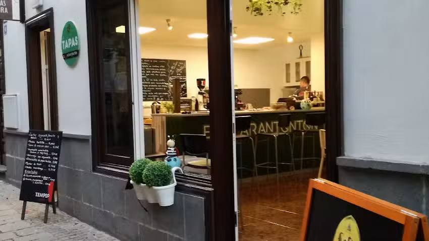 De Tapas El Sarantonton