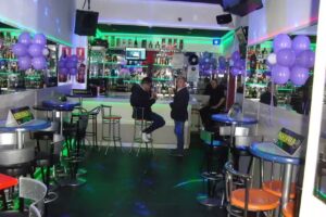 D&eacute;ja Vu Disco Pub