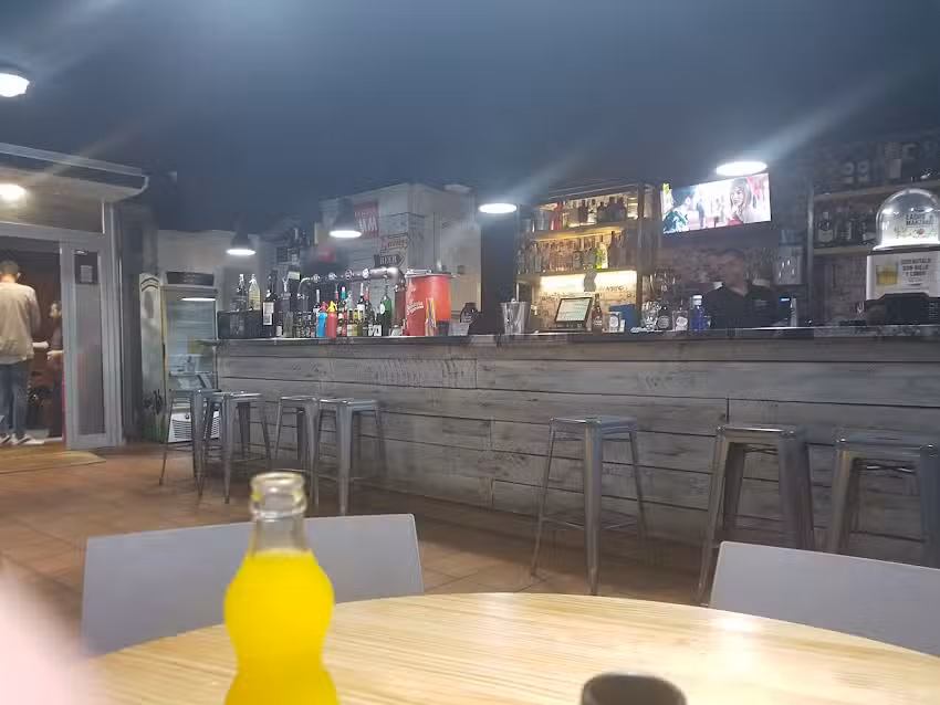 D&Eacute;J&Agrave; VU TAPAS BAR 33cl