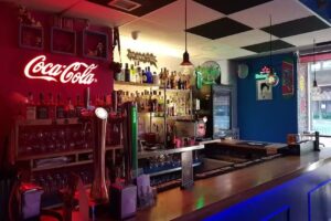 Delorean Lounge Ruzafa