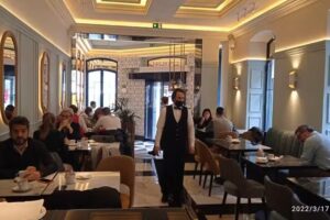 Delphina Café – Restaurante Calle Serrano