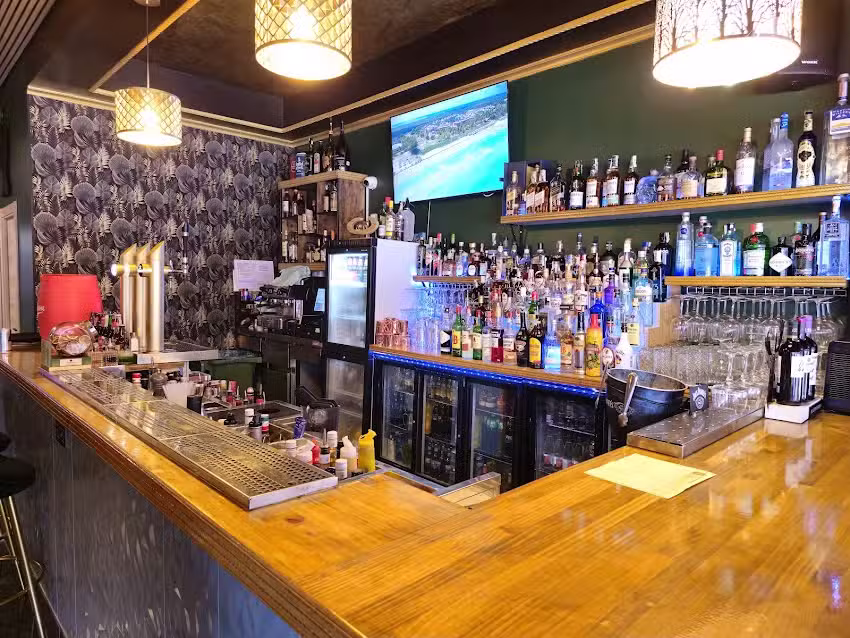 Destiny Food and Music Bar PF