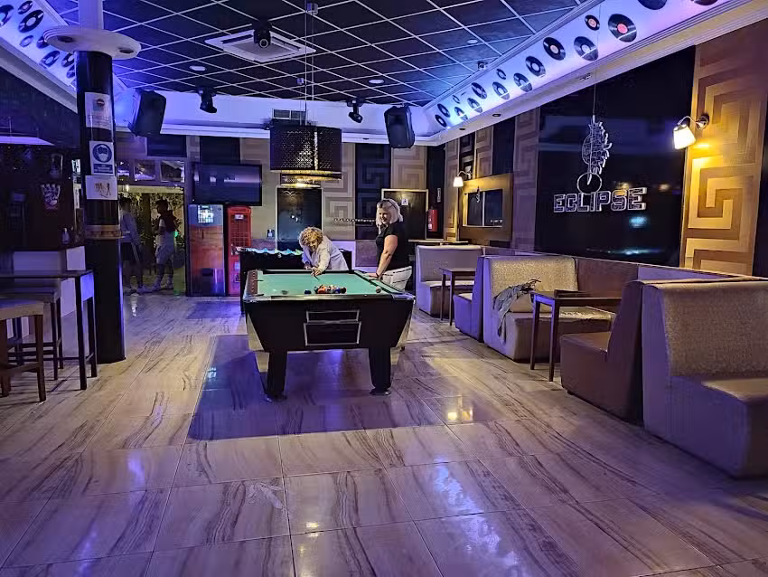 Disco Bar Eclipse